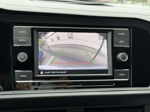Certified 2023 Volkswagen Jetta S FWD image 27