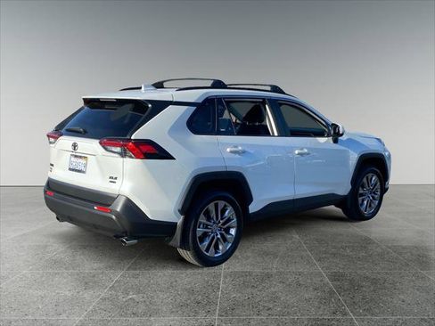 Certified 2023 Toyota RAV4 XLE Premium AWD/4WD image 5