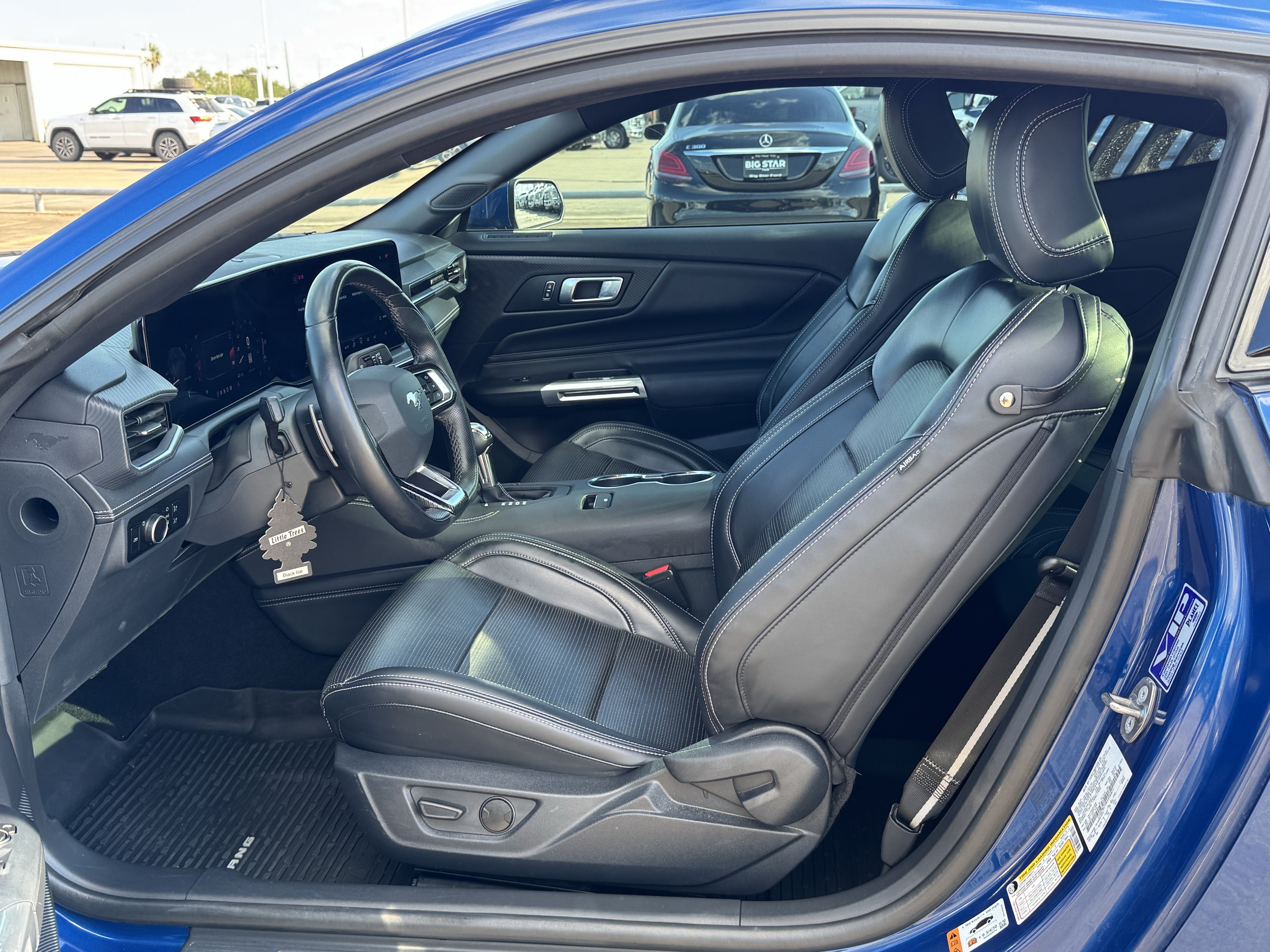 Used 2024 Ford Mustang GT Premium RWD image 17