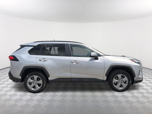 Certified 2024 Toyota RAV4 LE AWD/4WD image 18