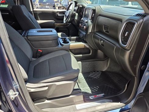 Certified 2022 Chevrolet Silverado 1500 LT Trail Boss AWD/4WD image 15
