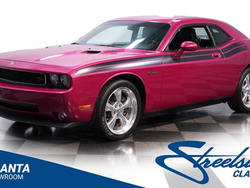 Used 2010 Dodge Challenger R/T RWD image 1