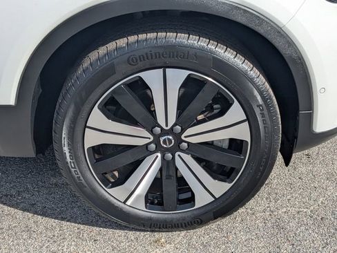 Certified 2023 Volvo C40 P8 Recharge Plus image 14