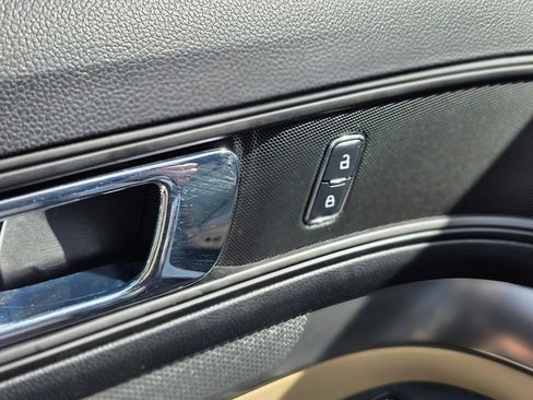 Used 2016 Ford Explorer FWD image 31