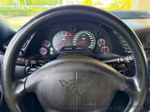 Used 1999 Chevrolet Corvette Coupe w/ Performance Handling Pkg RWD image 34