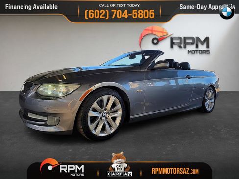Used 2013 BMW 328i Convertible image 25