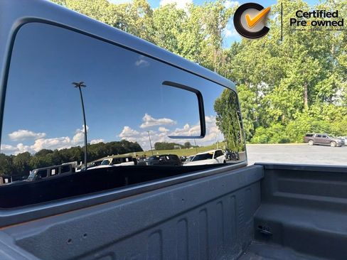 Certified 2021 Jeep Gladiator Sport AWD/4WD image 14