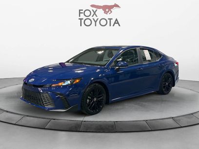 Used 2025 Toyota Camry SE w/ Multimedia Upgrade Package