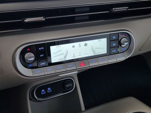 New 2025 Genesis GV60 RWD image 13