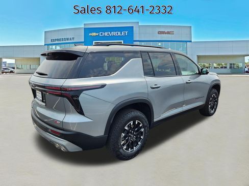 Used 2026 Chevrolet Traverse Z71 w/ Driver Confidence Package AWD/4WD image 7