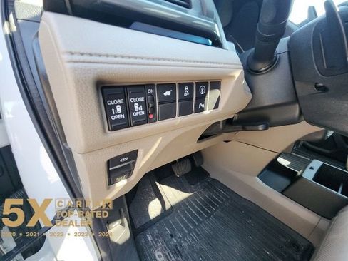 Used 2023 Honda Odyssey Elite image 30