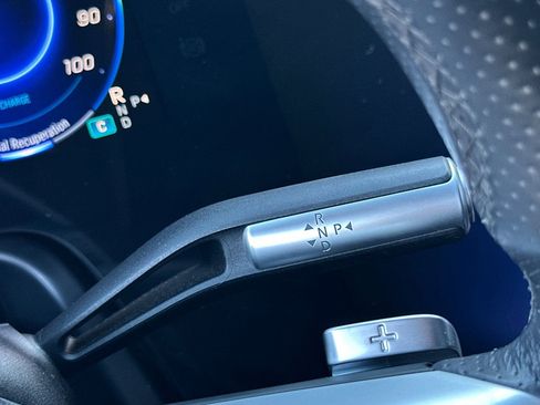 Certified 2022 Mercedes-Benz EQS 580 4MATIC Sedan w/ Pinnacle Trim Package image 21