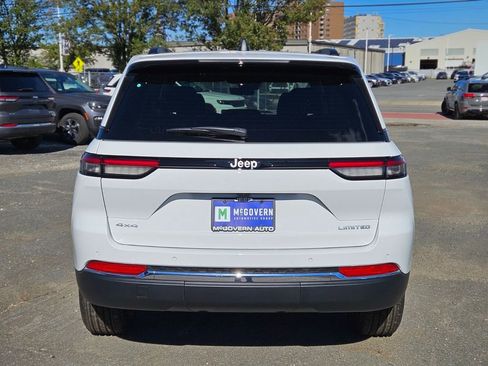 New 2025 Jeep Grand Cherokee Limited image 4