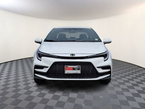 New 2026 Toyota Corolla SE image 2
