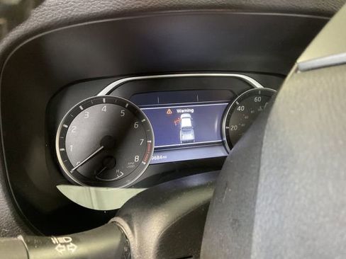 Used 2024 Nissan Frontier SV w/ Technology Package image 14