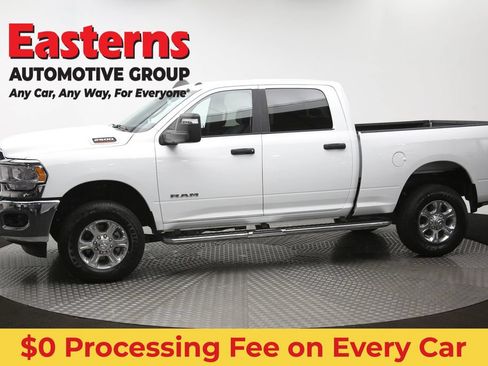 Used 2024 RAM 2500 Big Horn w/ Protection Group AWD/4WD image 61