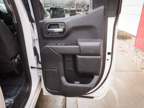 Used 2021 Chevrolet Silverado 1500 LT w/ Bed Protection Package image 29