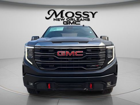 Used 2023 GMC Sierra 1500 AT4 w/ AT4 Preferred Package image 2