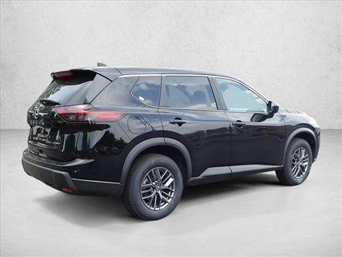 Used 2024 Nissan Rogue S AWD/4WD image 8