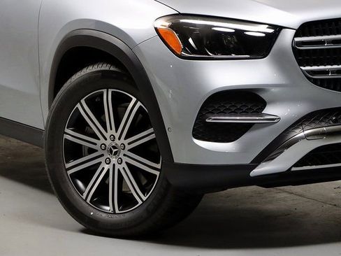 New 2025 Mercedes-Benz GLE 450 4MATIC image 3