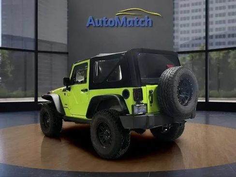 Used 2013 Jeep Wrangler Rubicon w/ PWR Convenience Group AWD/4WD image 8
