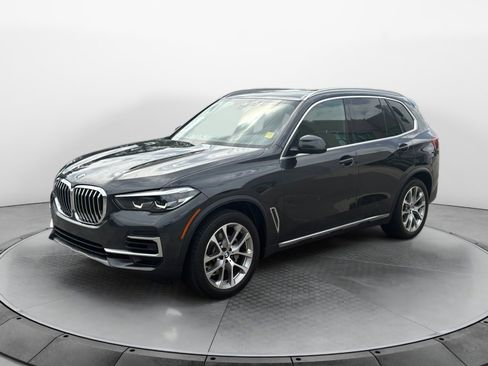 Used 2023 BMW X5 sDrive40i w/ Premium Package RWD image 3