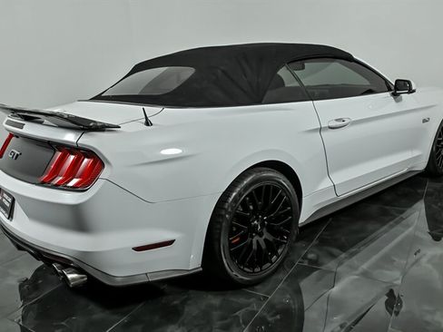 Used 2017 Ford Mustang GT Premium RWD image 12