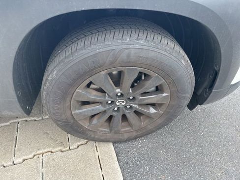 Certified 2025 MAZDA CX-50 AWD 2.5 S w/ Preferred Package image 5