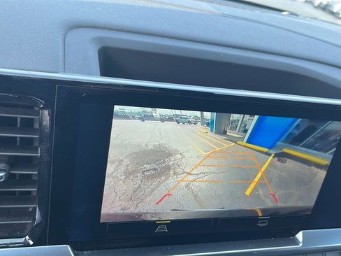 Used 2024 Chevrolet Silverado 1500 LT image 14