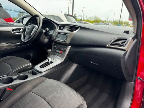 Used 2014 Nissan Sentra SR w/ Premium Package FWD image 17