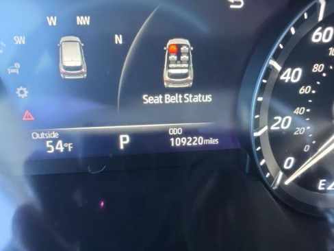 Used 2021 Toyota Highlander XLE AWD/4WD image 26