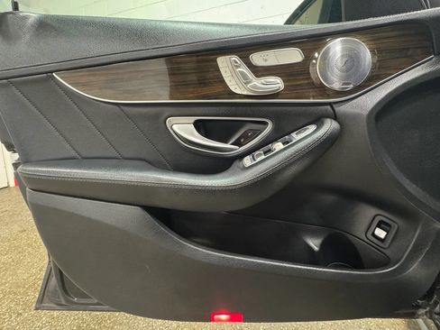 Used 2015 Mercedes-Benz C 300 Sedan image 11
