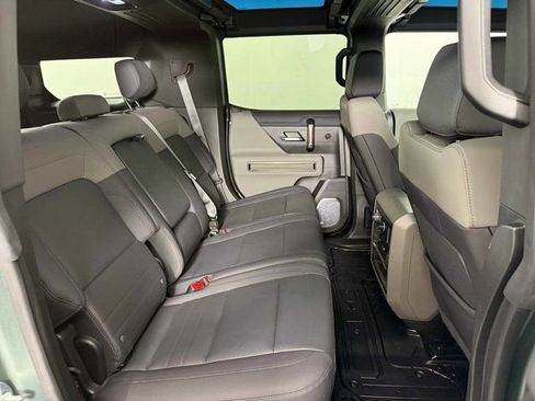 Used 2024 GMC Hummer EV 3X w/ LPO, Illumination Package image 26