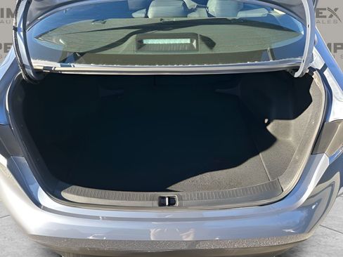 Used 2025 Toyota Corolla LE image 24