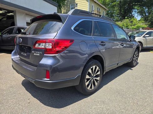 Used 2017 Subaru Outback 2.5i Limited AWD/4WD image 42