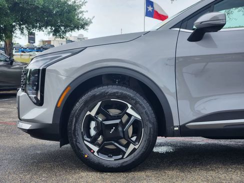 New 2026 Kia Sportage EX AWD/4WD image 8