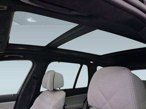 New 2026 BMW X5 sDrive40i w/ Executive Package image 14