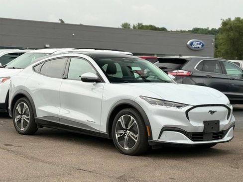 Used 2021 Ford Mustang Mach-E Select w/ Comfort/Appearance Package AWD/4WD image 31