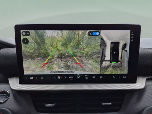 Certified 2025 Ford Explorer ST-Line w/ Premium Package RWD image 26