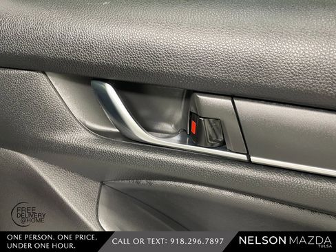 Used 2022 Honda Accord Sport image 43