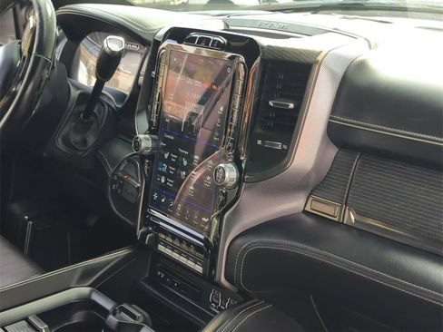 Used 2019 RAM 2500 Limited image 28