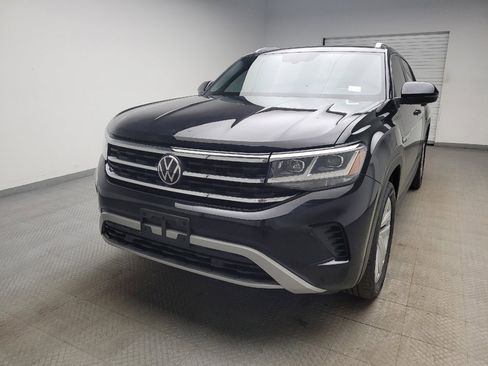 Used 2020 Volkswagen Atlas Cross Sport SE w/ Panoramic Sunroof Package image 15