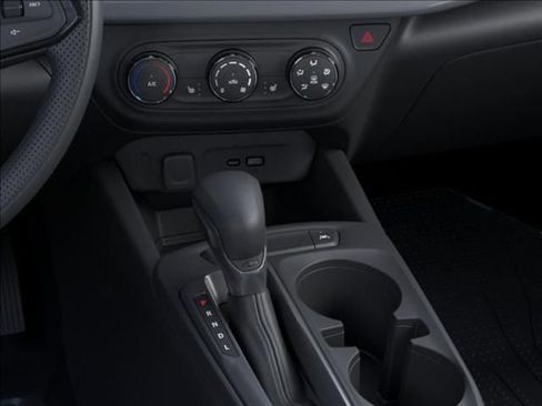 New 2026 Chevrolet Trax LS w/ LS Convenience Package FWD image 23