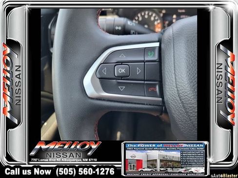 Used 2025 Jeep Compass Trailhawk AWD/4WD image 27