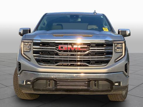 Used 2025 GMC Sierra 1500 SLT RWD image 4