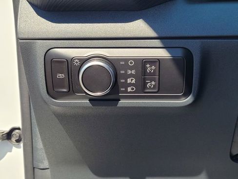 New 2025 Ford Mustang Coupe image 9