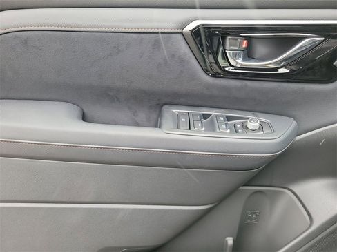 New 2025 Subaru Forester Touring image 15