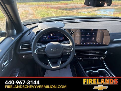 New 2026 Chevrolet Traverse LT w/ Midnight/Sport Edition image 4