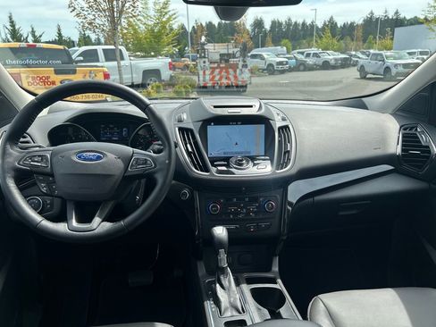 Used 2017 Ford Escape Titanium AWD/4WD image 24