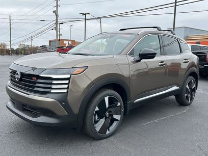 New 2026 Nissan Kicks SR w/ Cold Weather Package